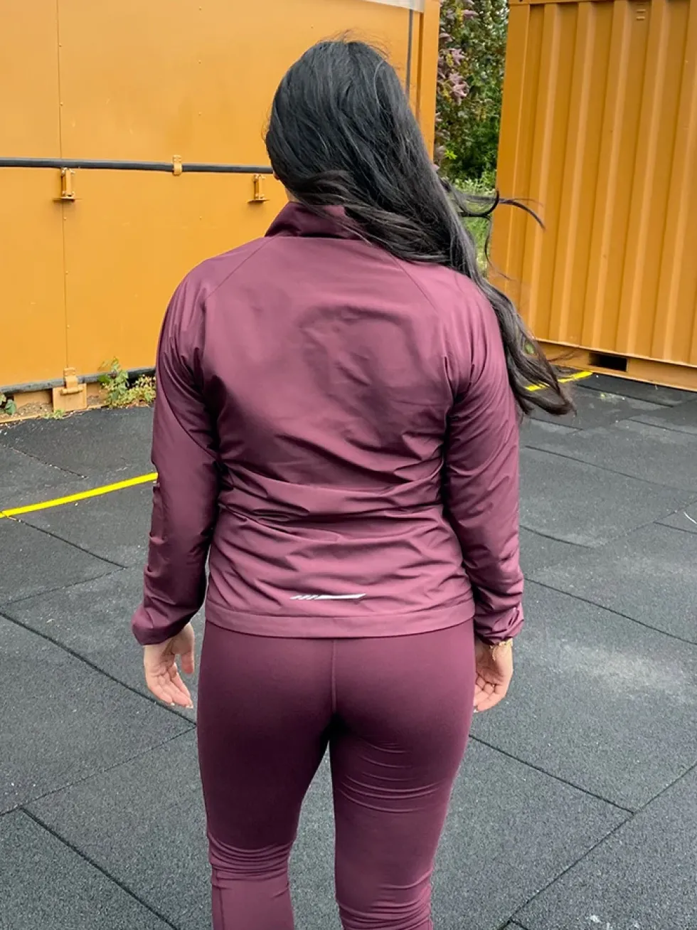 Carla Run Jacket 25, W - Dame Løbejakke